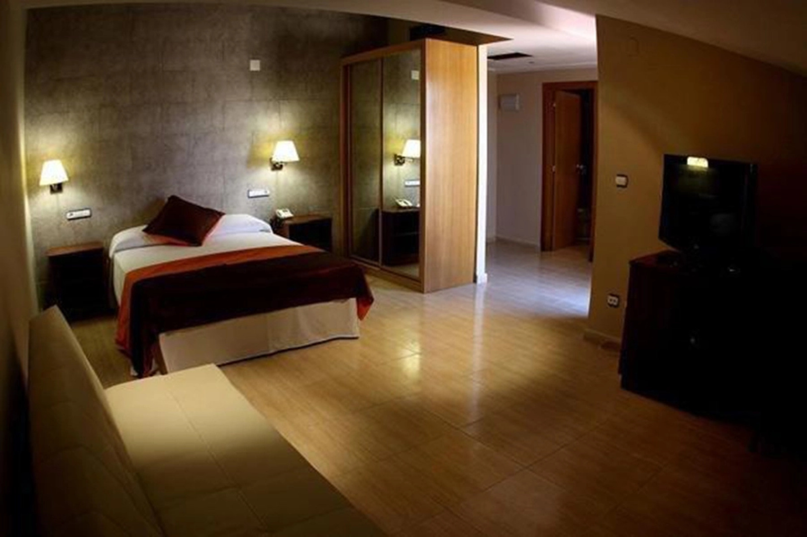 Eliana Park Hotel