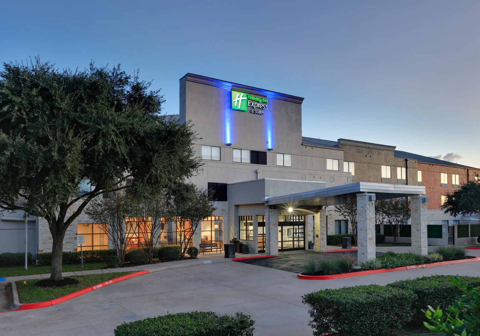Holiday Inn Express & Suites Austin Round Rock by IHG