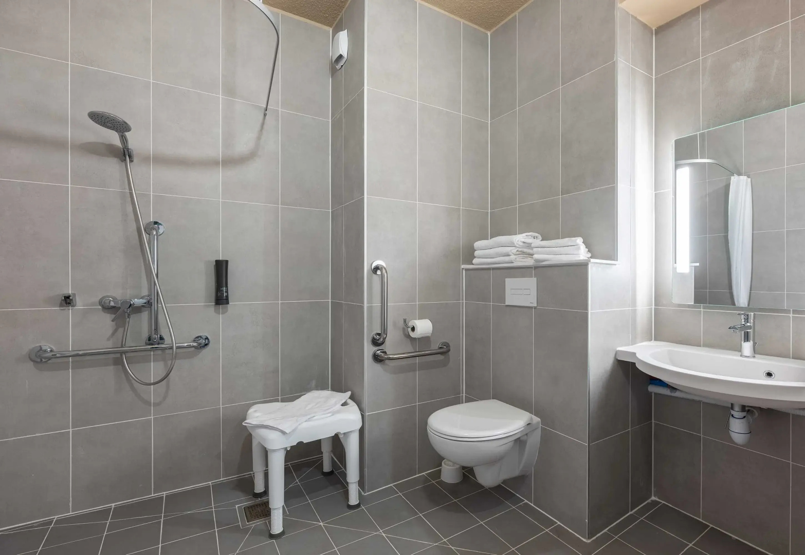 B&B HOTEL Saint-Pierre-en-Faucigny Bonneville