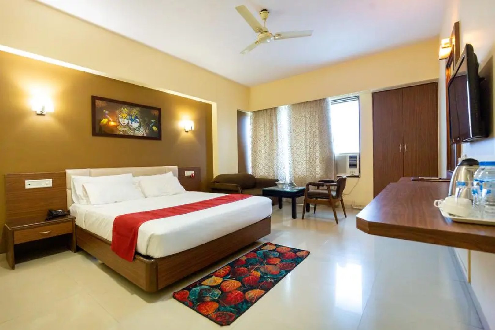 Hotel Express Inn Next To BigBazar	