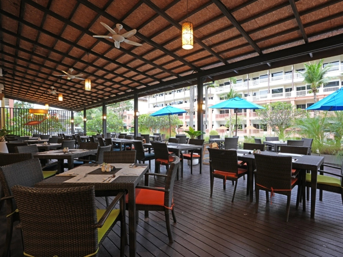 Kata Sea Breeze Resort