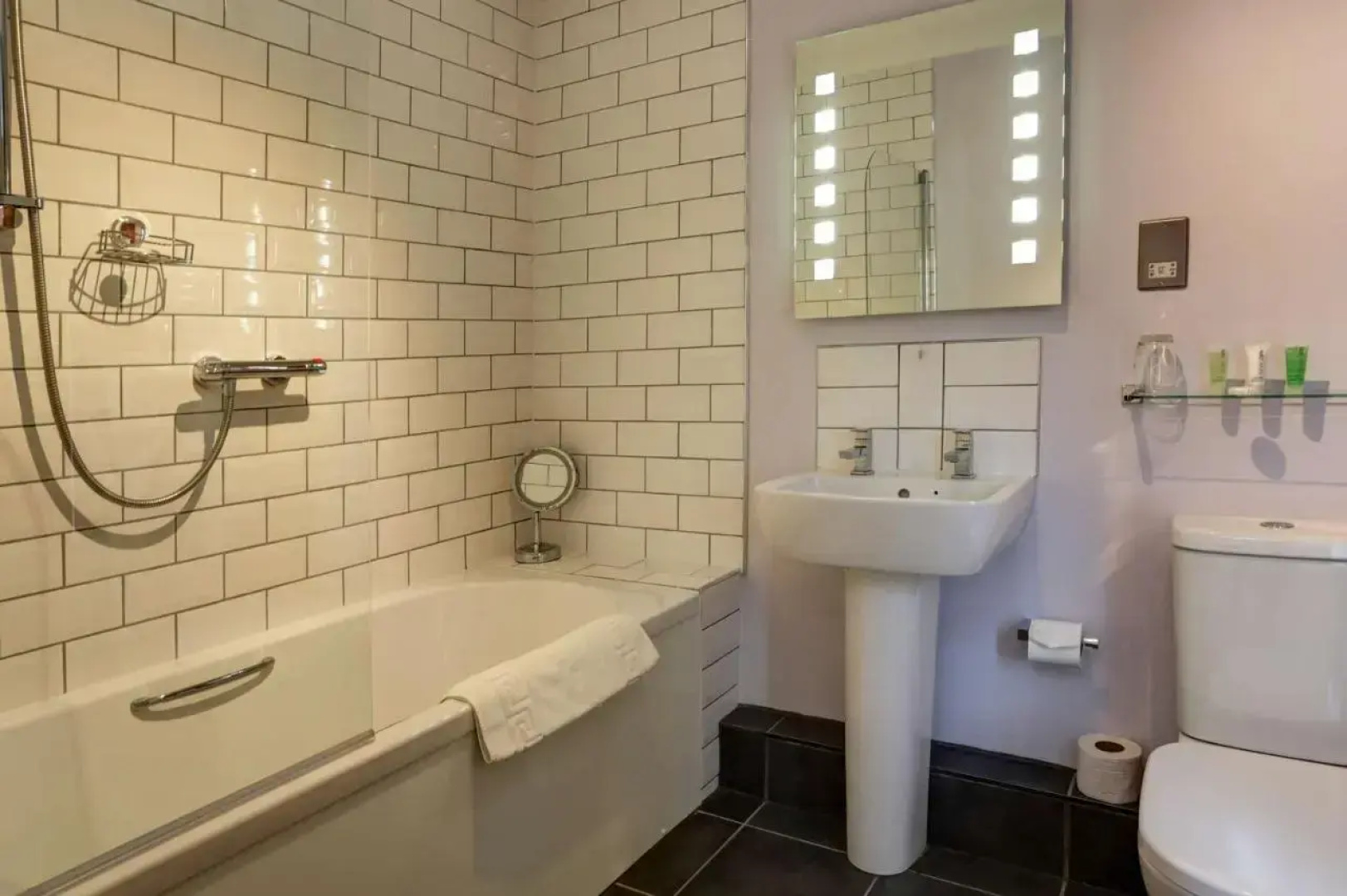 Oaklands Hotel