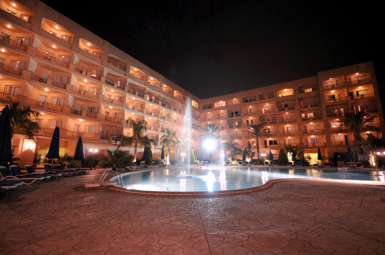 Delta Pyramids Hotel
