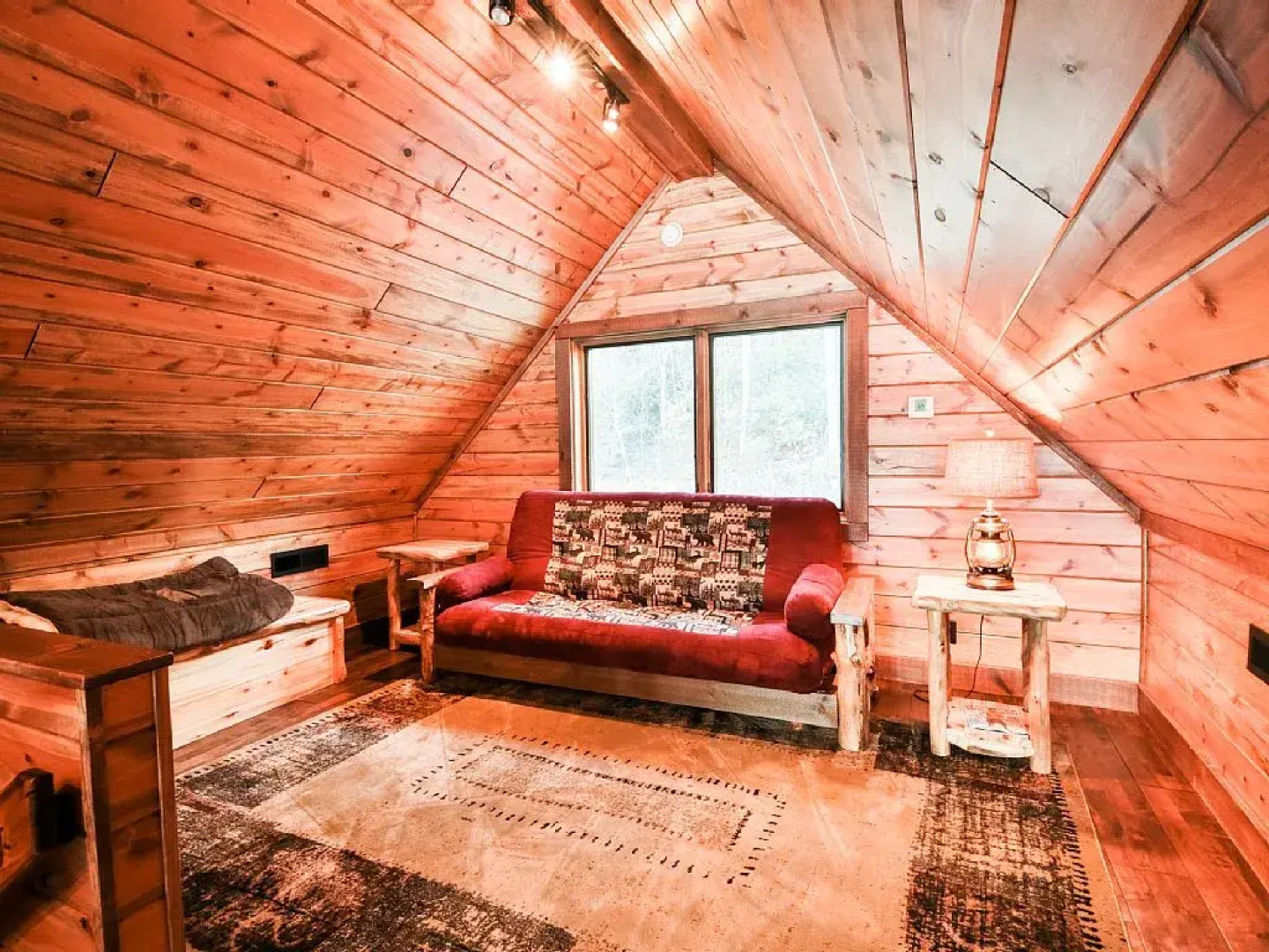 stayNantahala – Smoky Mountain Cabins and Luxury Yurts