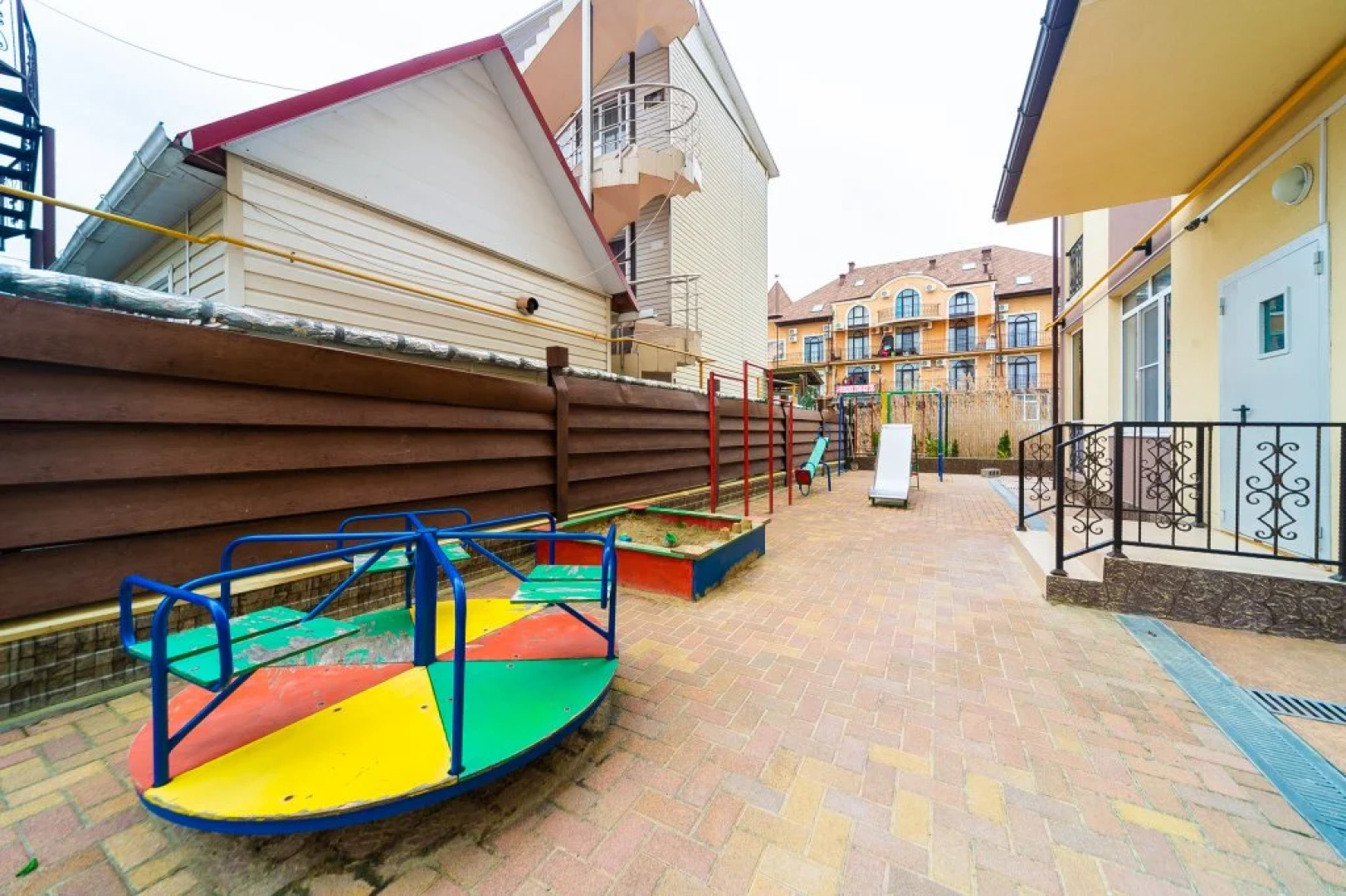 Ruzhejnaya 47 Apartments