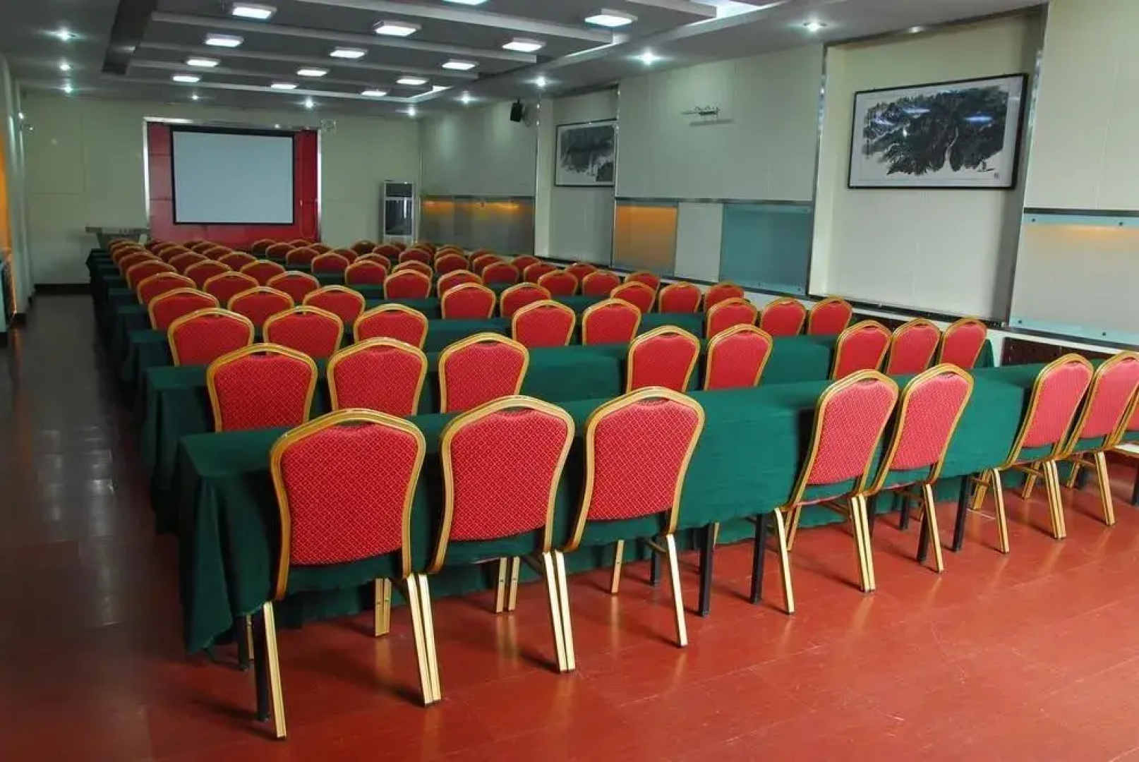 Kaifeng Dongjing Hotel