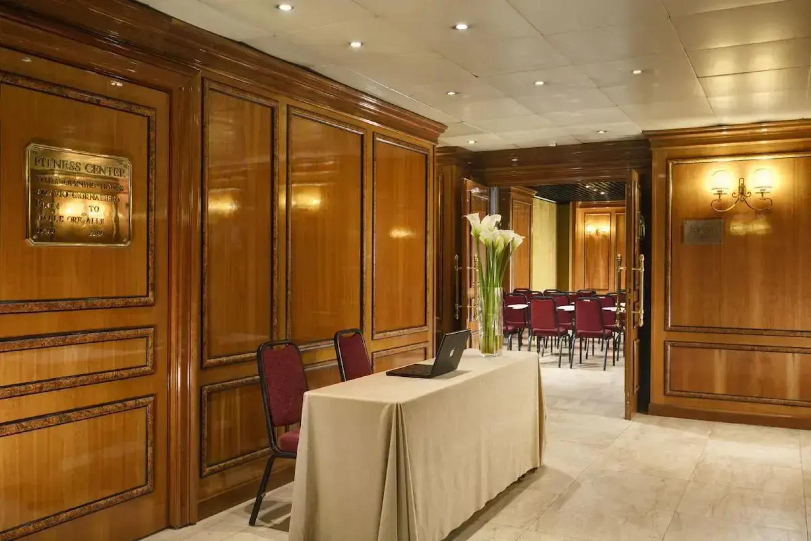 Отель UNAHOTELS Scandinavia Milano