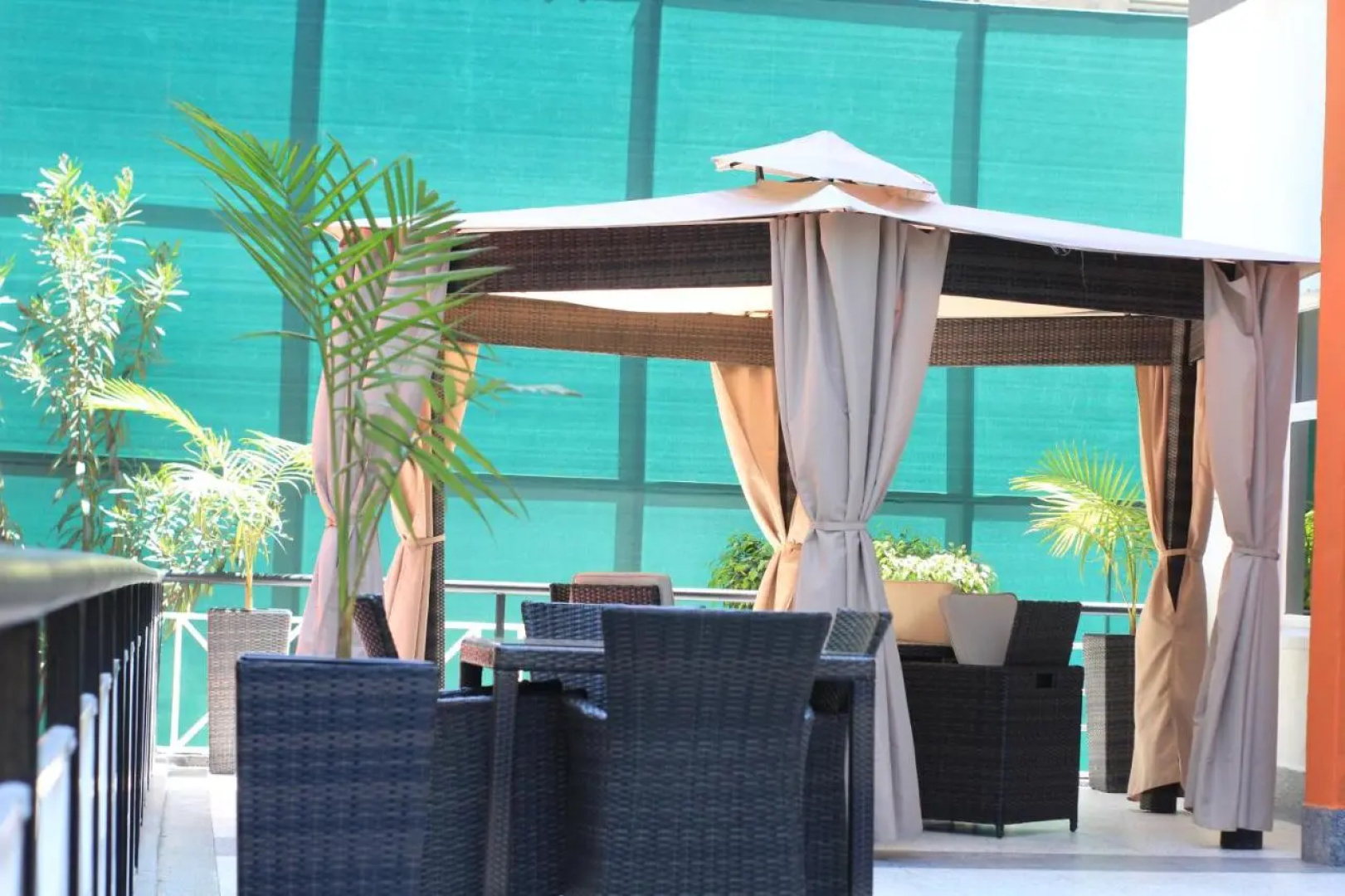 Golf View Serviced Apartments