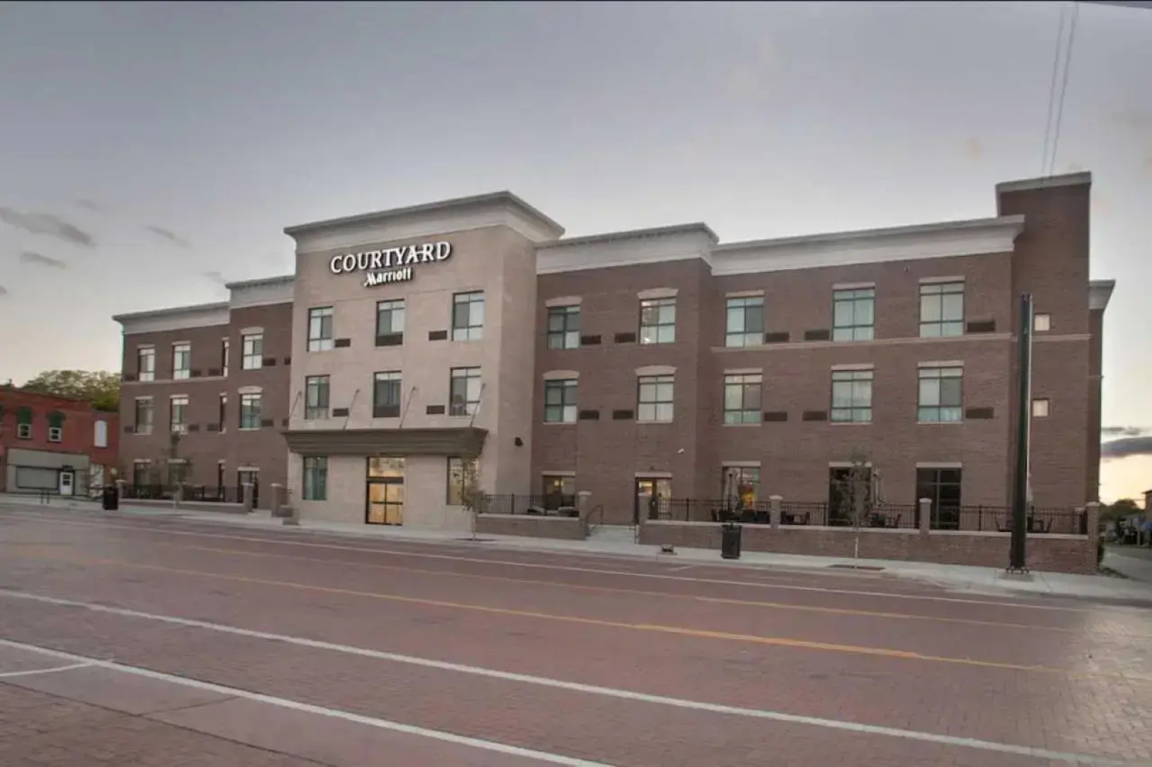 Courtyard by Marriott Albion