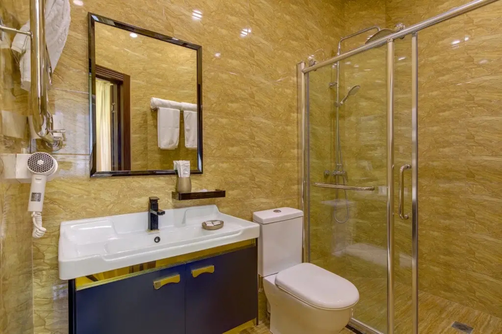 Golden Crown Zhukovsky