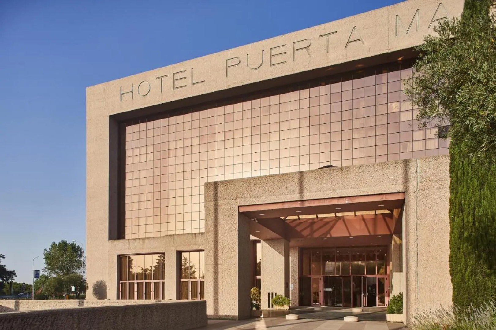 Отель Eurostars Puerta Madrid