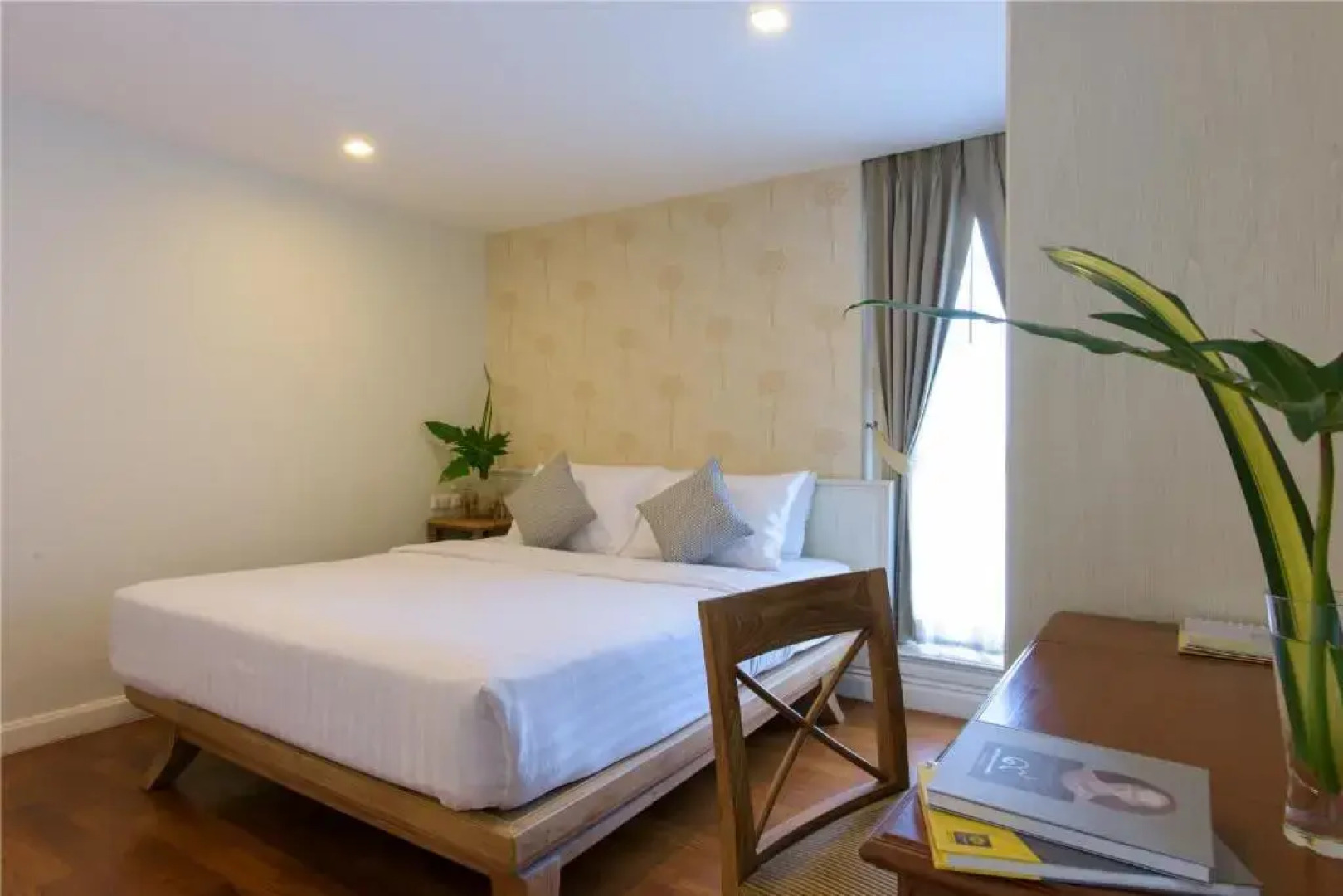 Sabai Sathorn Service Apartment