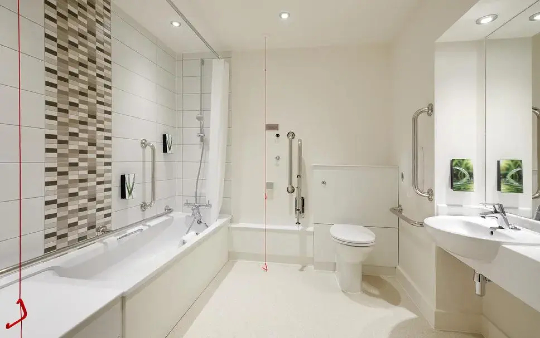 Premier Inn Manchester Salford Quays
