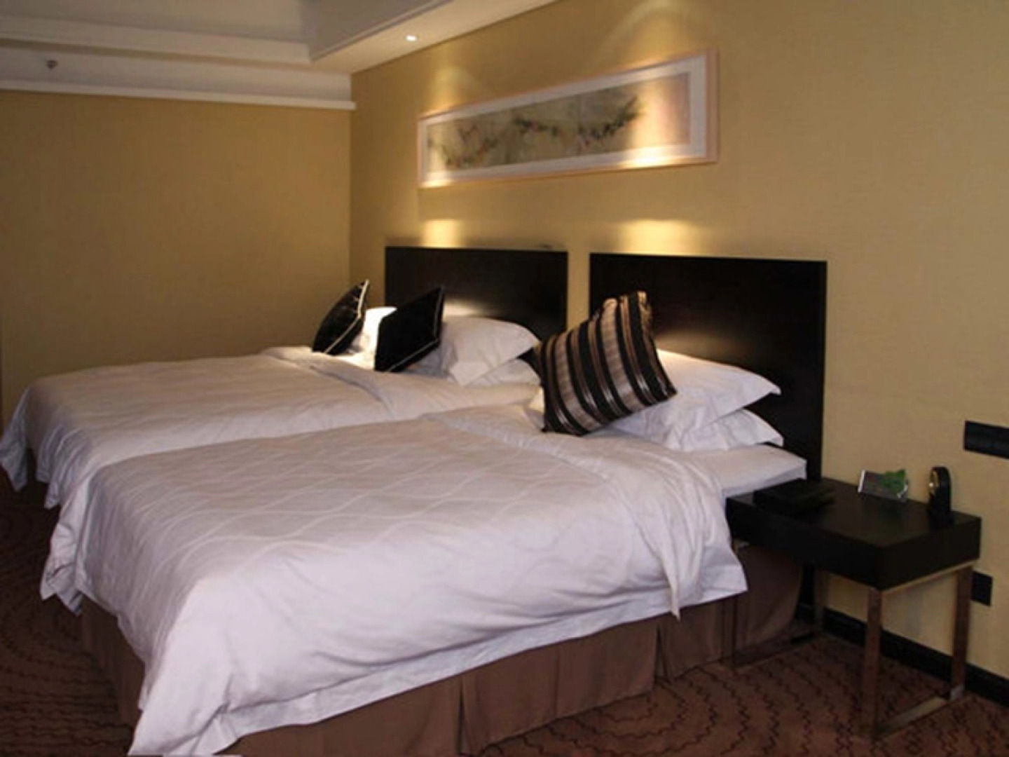 Metropark Longhua Hotel