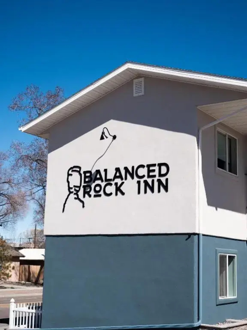 Balanced Rock Motel