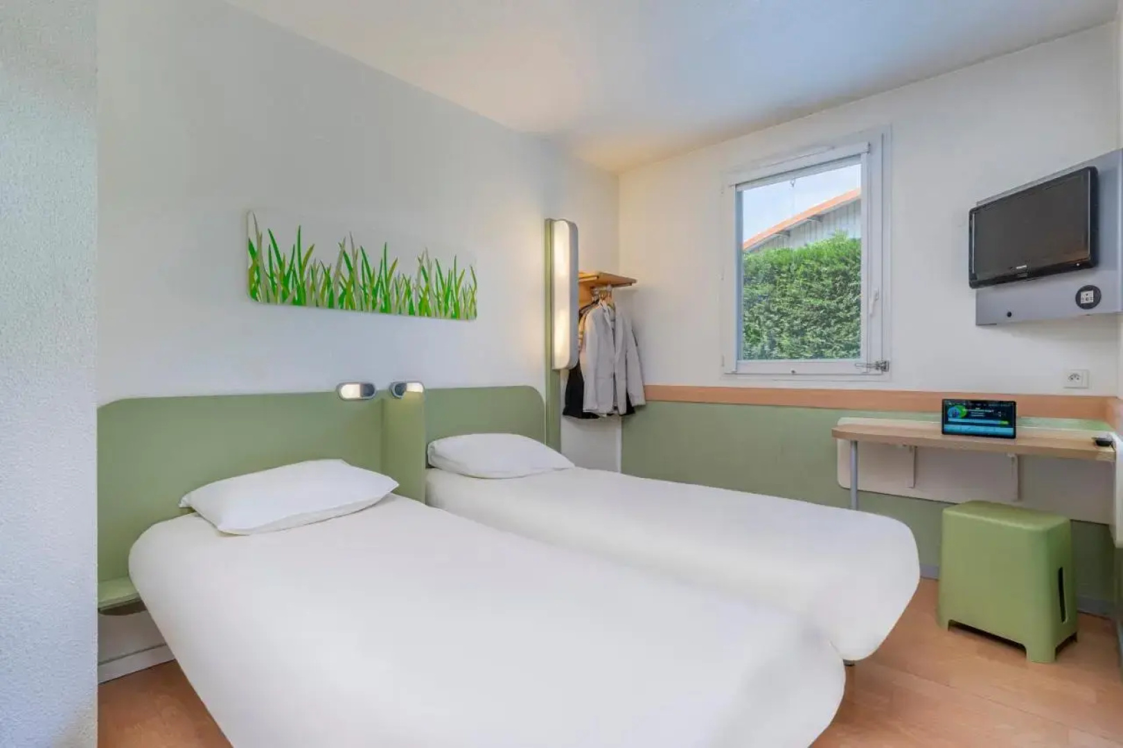 B&B HOTEL Aix-en-Provence Meyreuil Sainte-Victoire