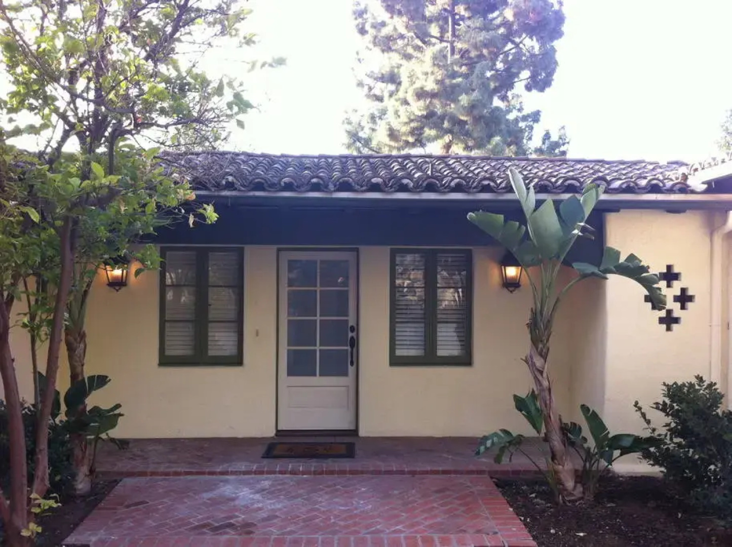 Private Bungalow at 5 Star Resort 2 Rooms Suite