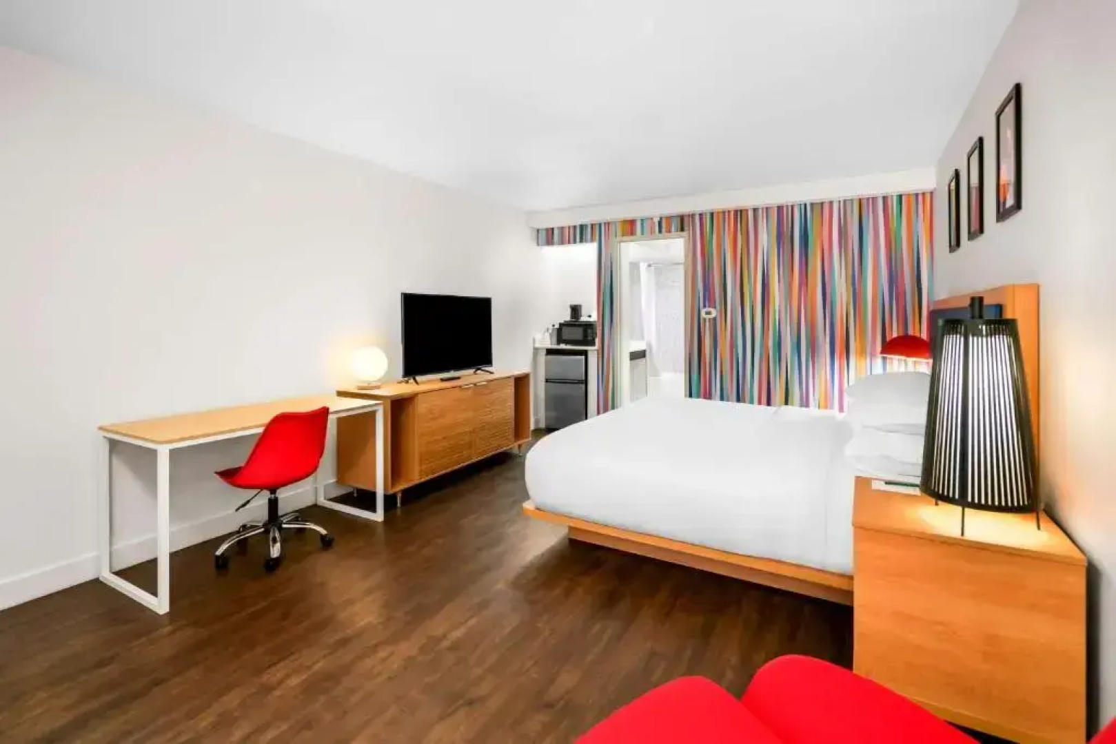 Отель Signature Inn
