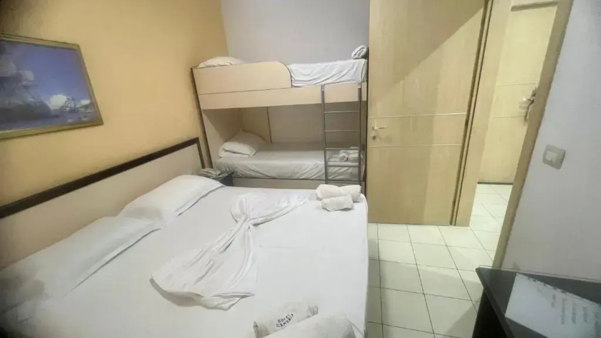 Sunrise Hotel Çameria
