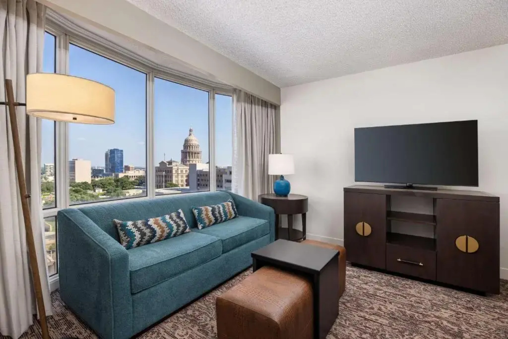 DoubleTree Suites by Hilton Austin Downtown Capitol
