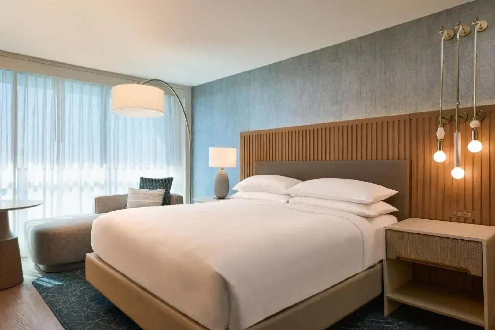 VEA Newport Beach, A Marriott Resort & Spa