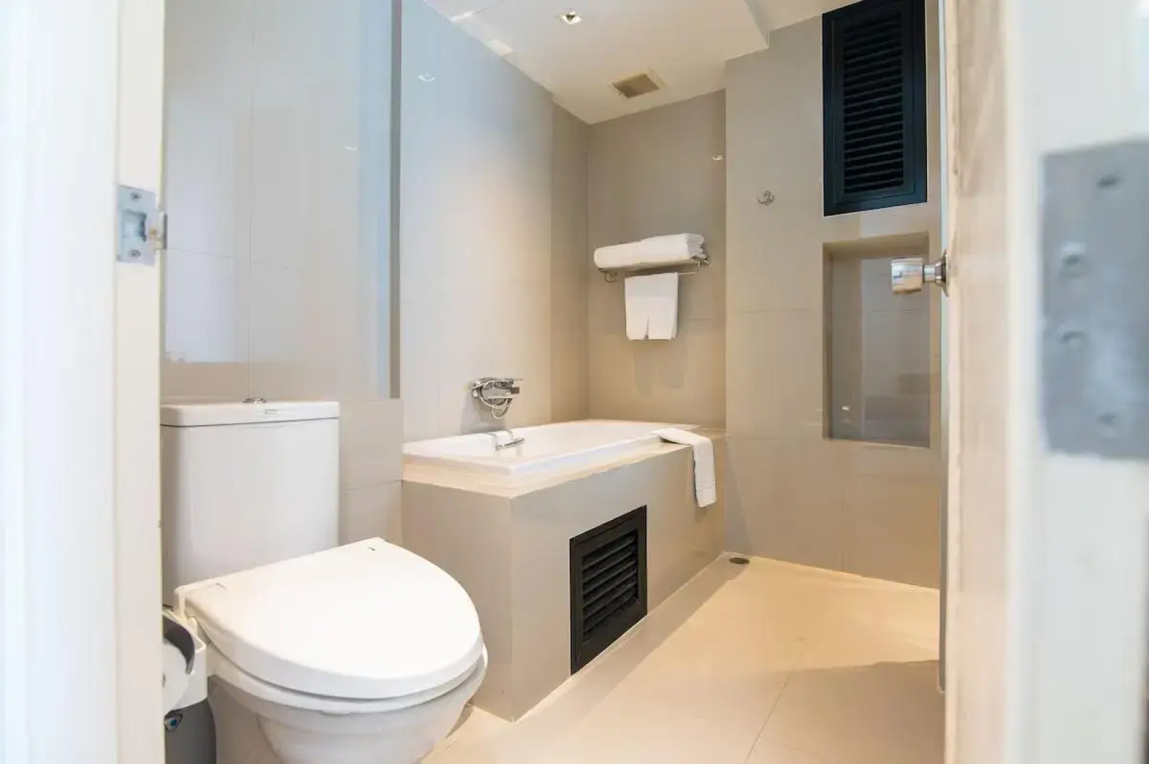 The Lantern Resorts Patong