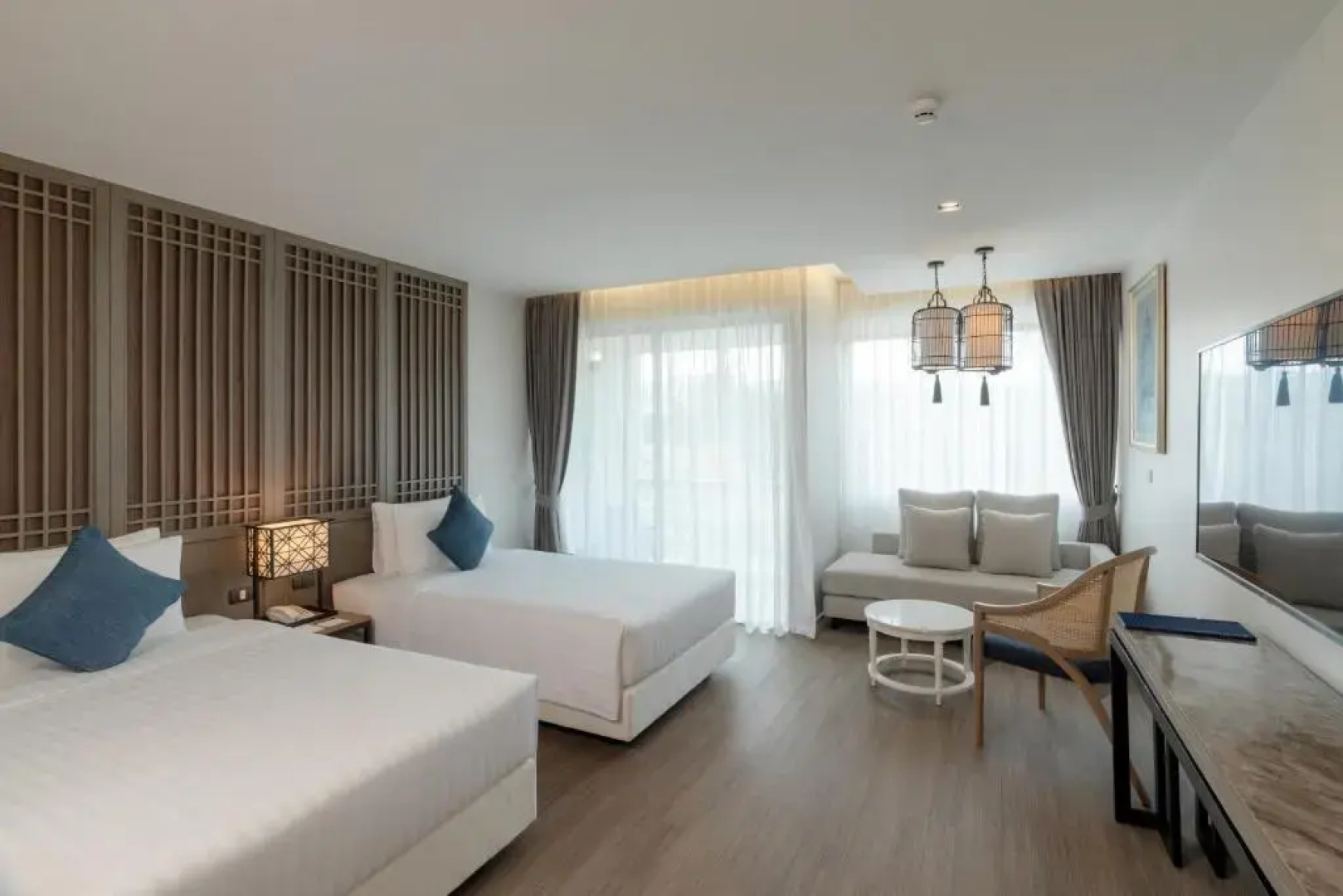 Bella Nara Phuket Naiyang Beach