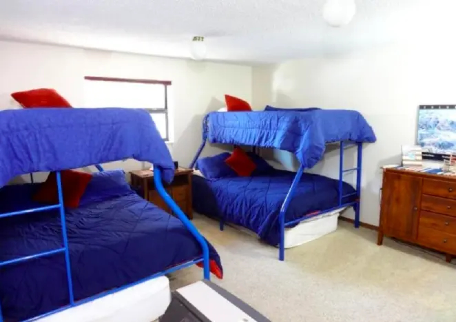 Lagoon  762b 3 Bedroom Townhouse by RedAwning