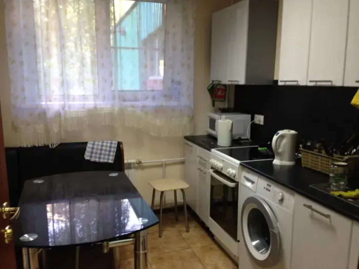 Anzhelika Hostel