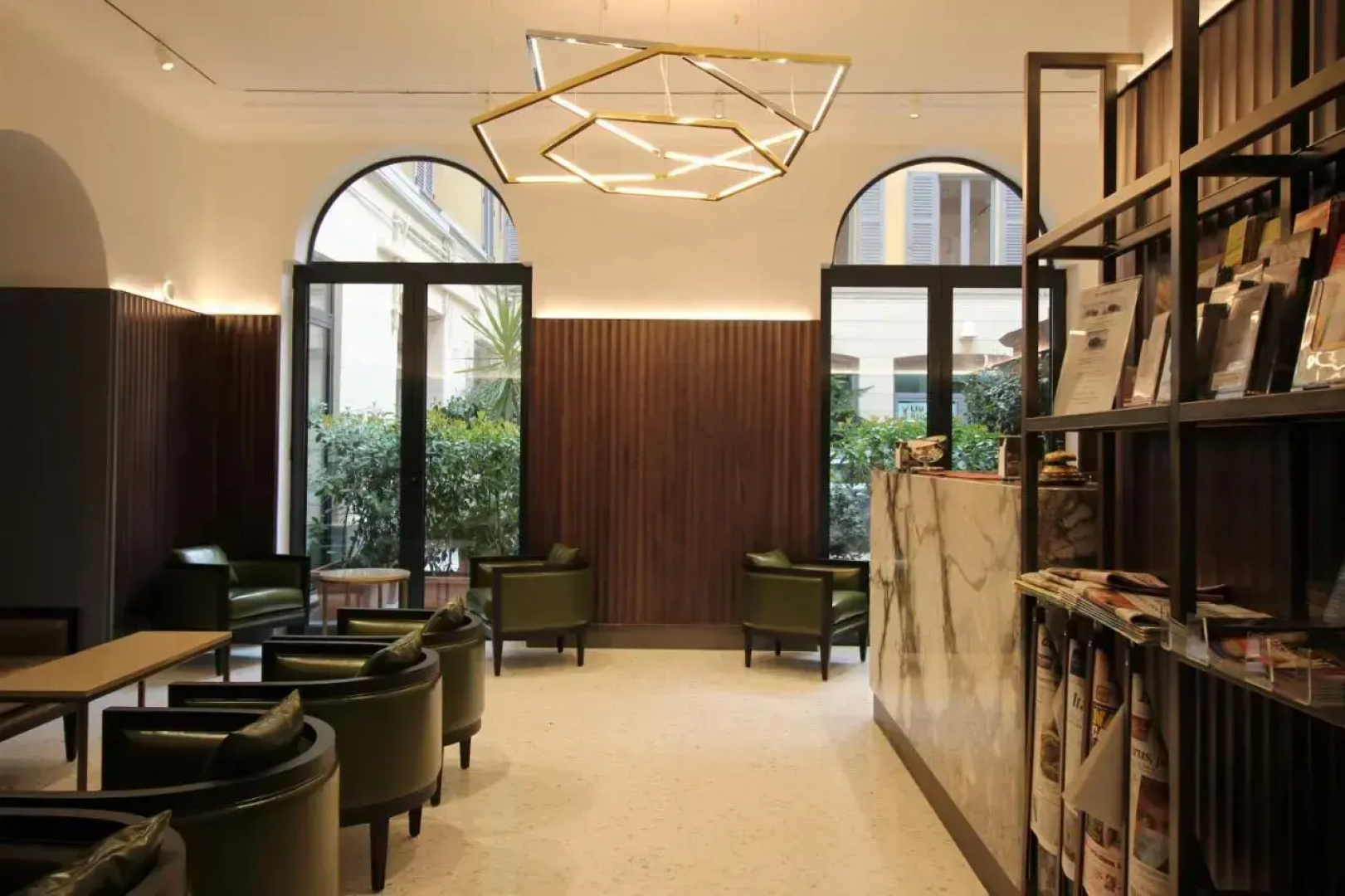 Отель Fenice Milano