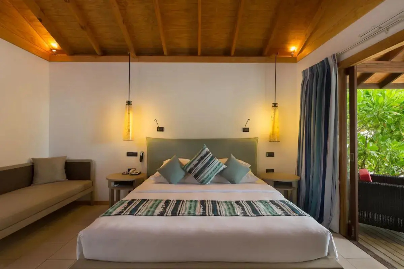 Курортный спа-отель Vilamendhoo Island