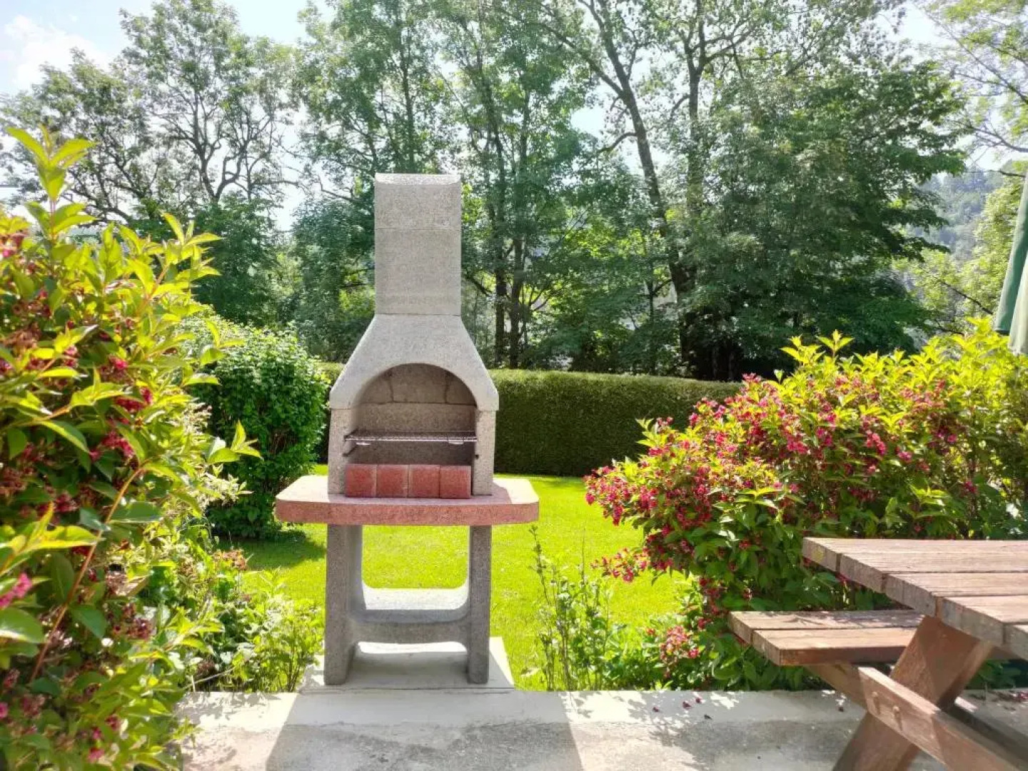 Gîte 1804 Montagnes du Jura avec Spa et Sauna classé 3 étoiles