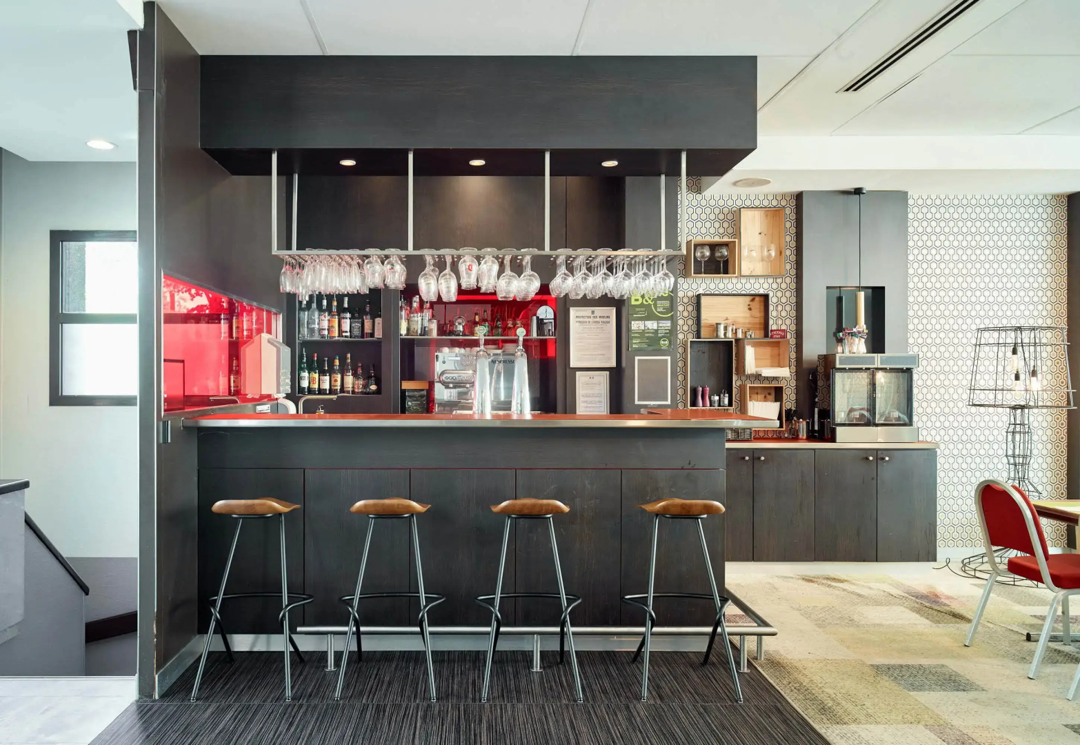 B&B HOTEL Saint-Quentin-en-Yvelines Centre Gare