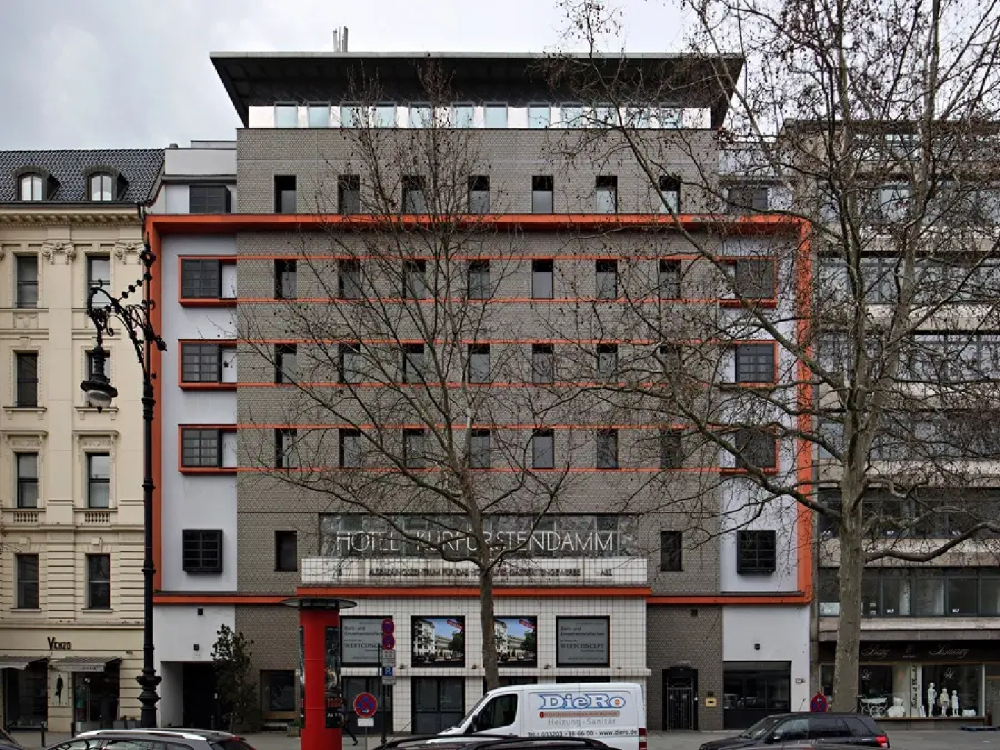 Kurfrstendamm am Adenauerplatz