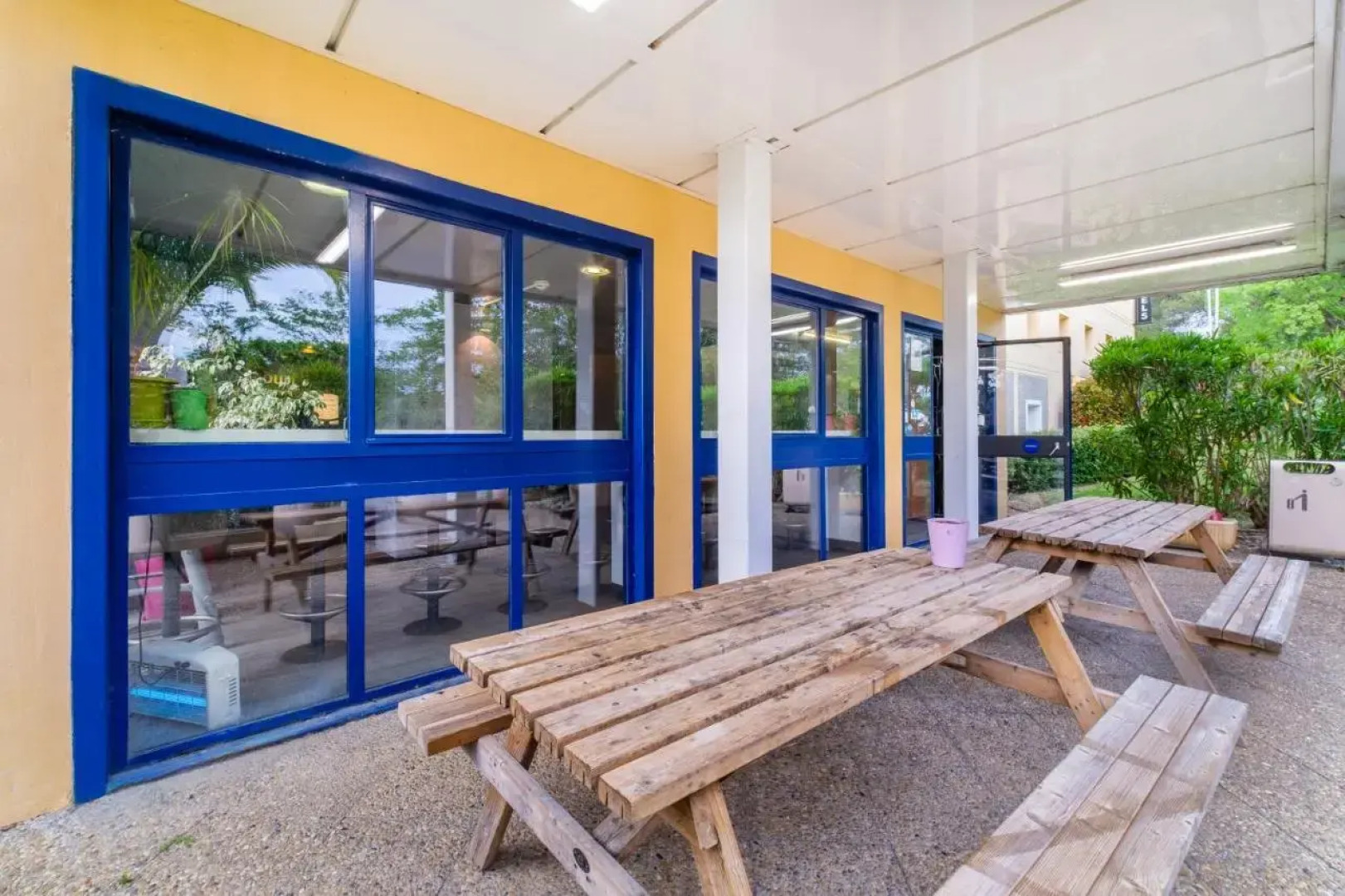 B&B HOTEL Cannes Mouans Sartoux