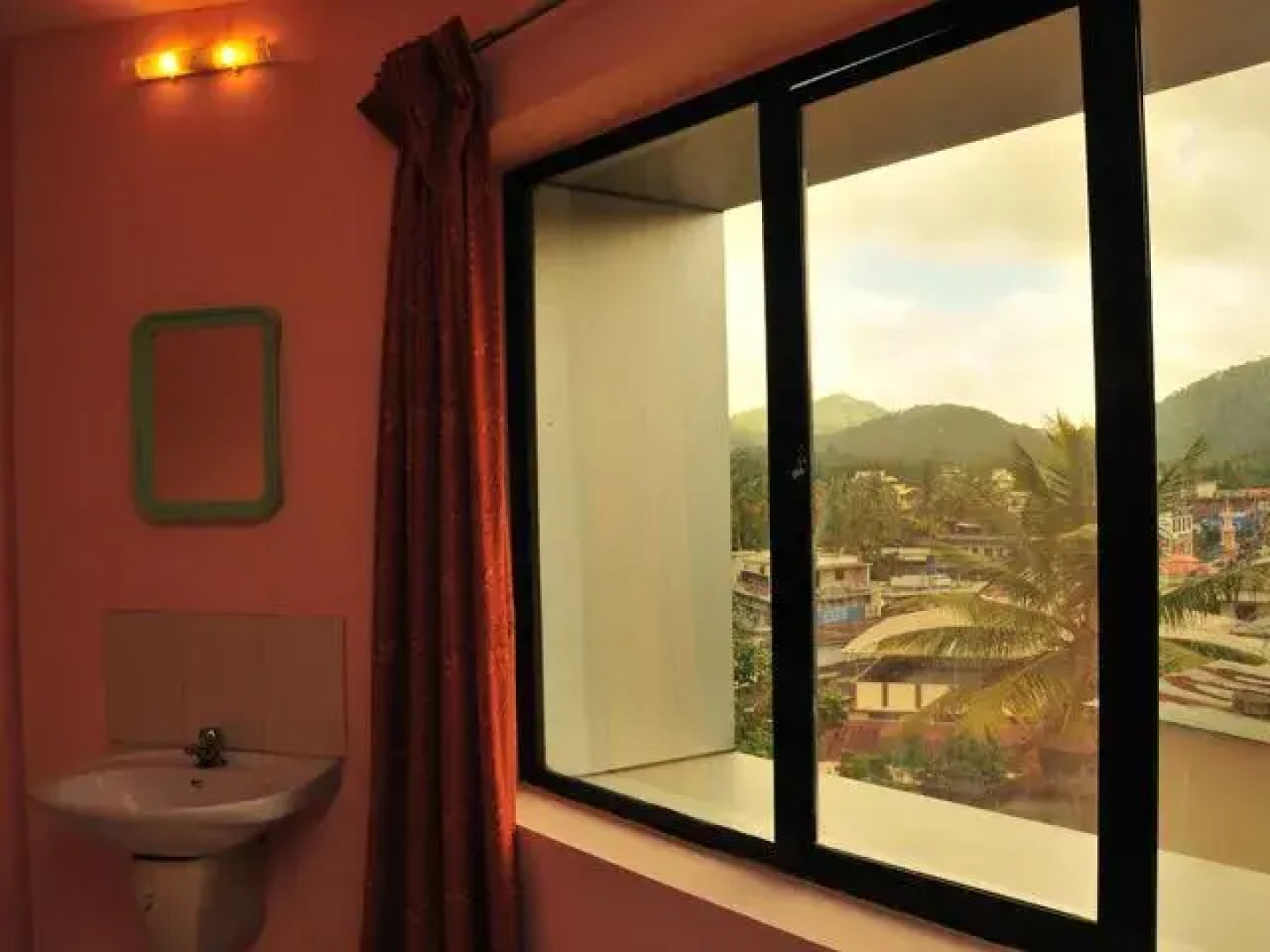 Hotel Sithara International