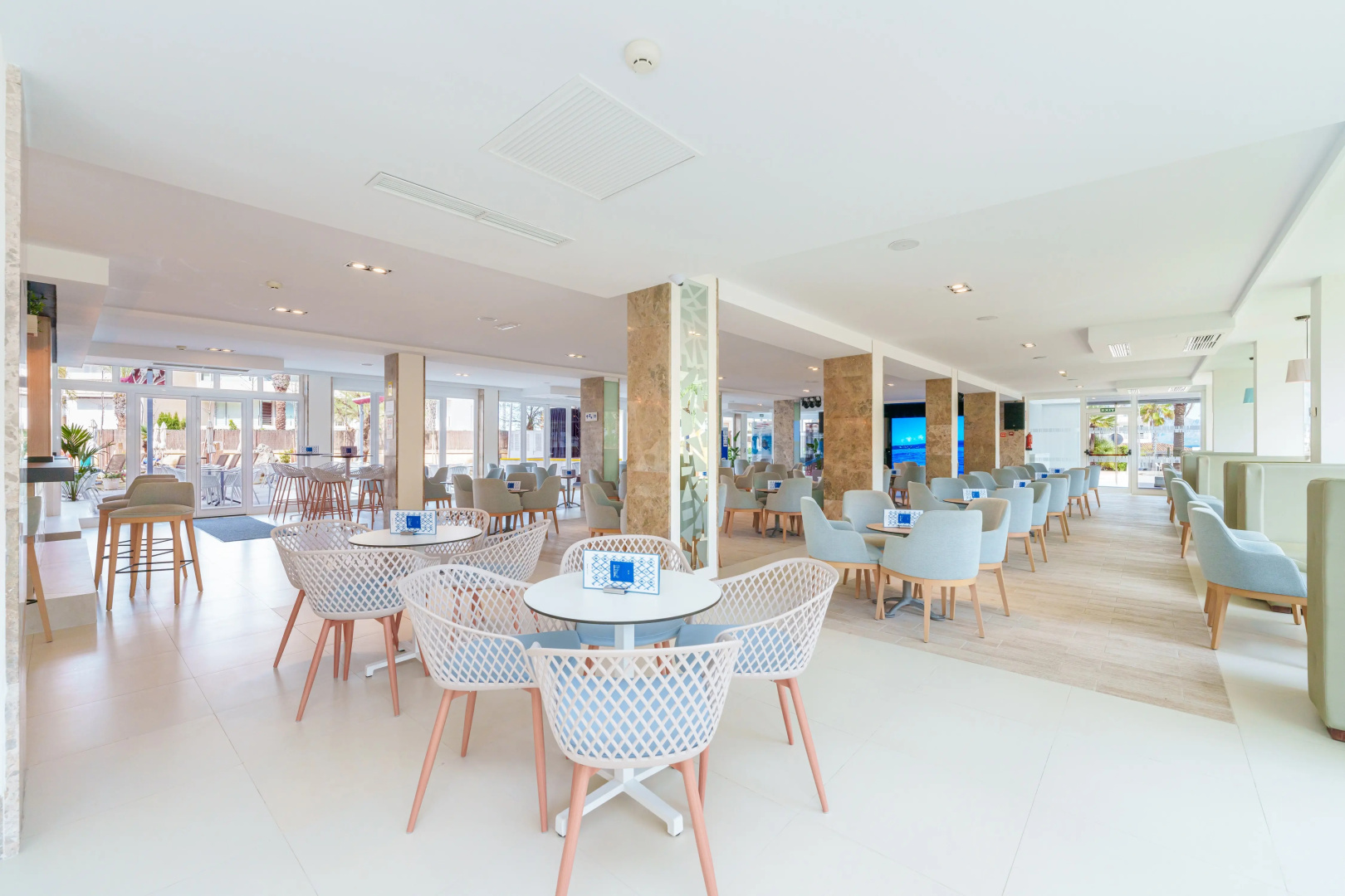 Курорт Caprice Janeiro Hotel & Spa