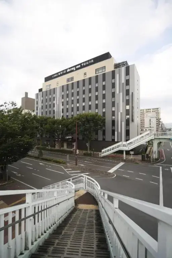 Отель Dormy Inn Kofu Marunouchi