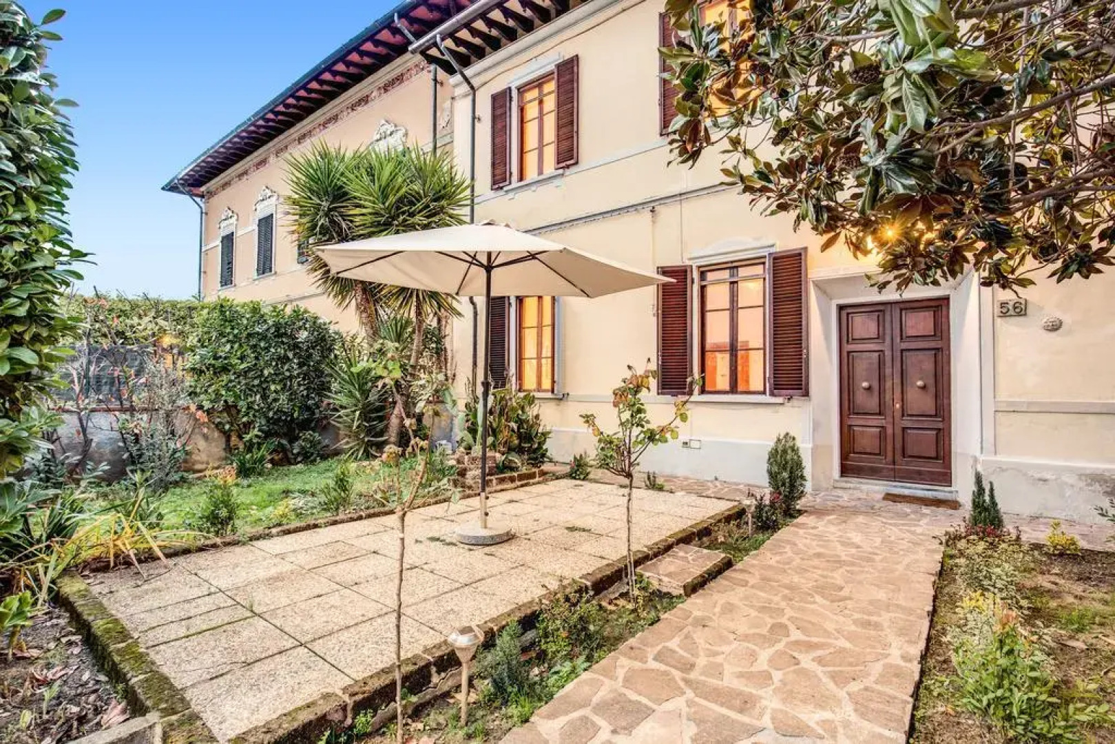 AwesHome Villa Tower