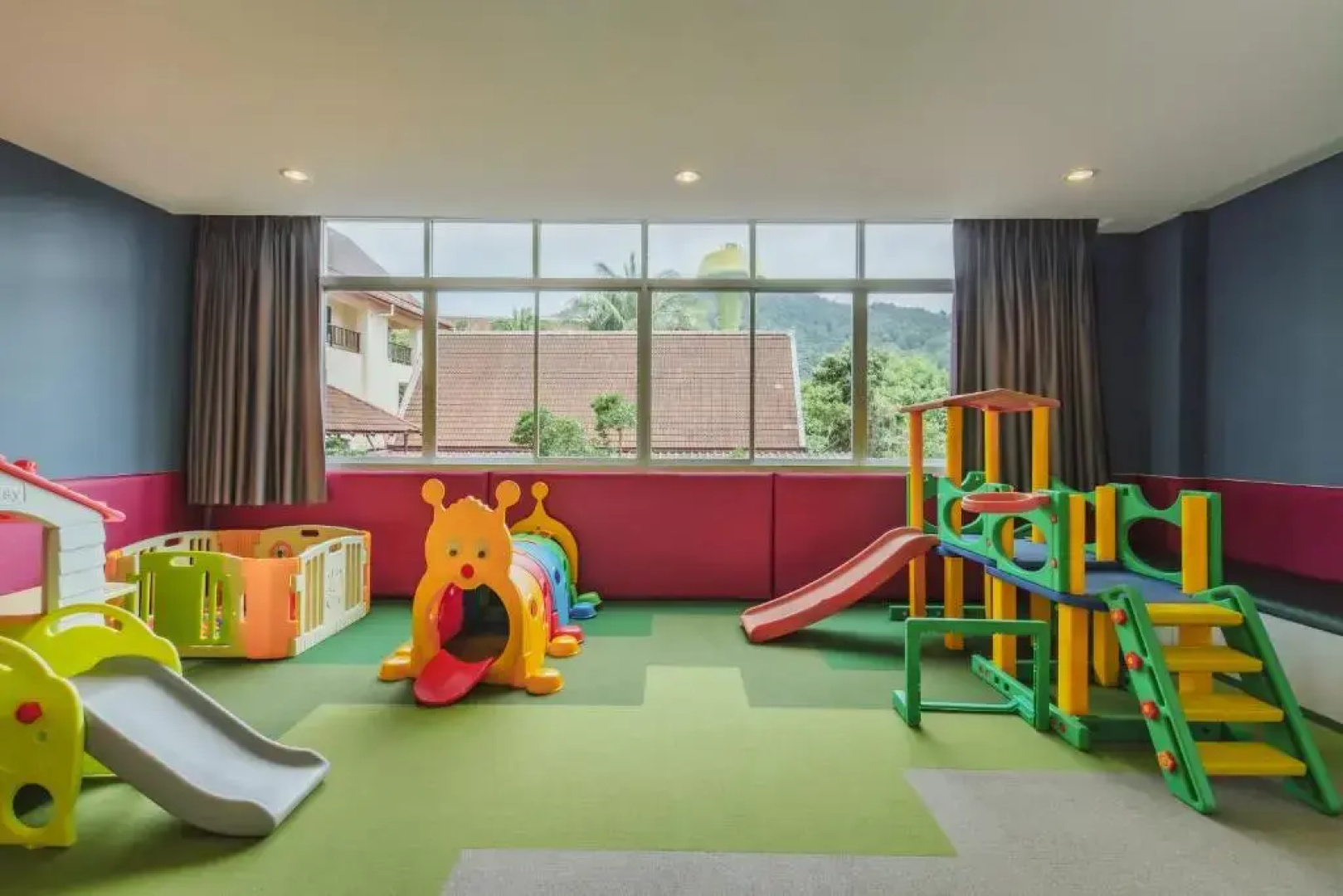 Отель Elite Suites Patong