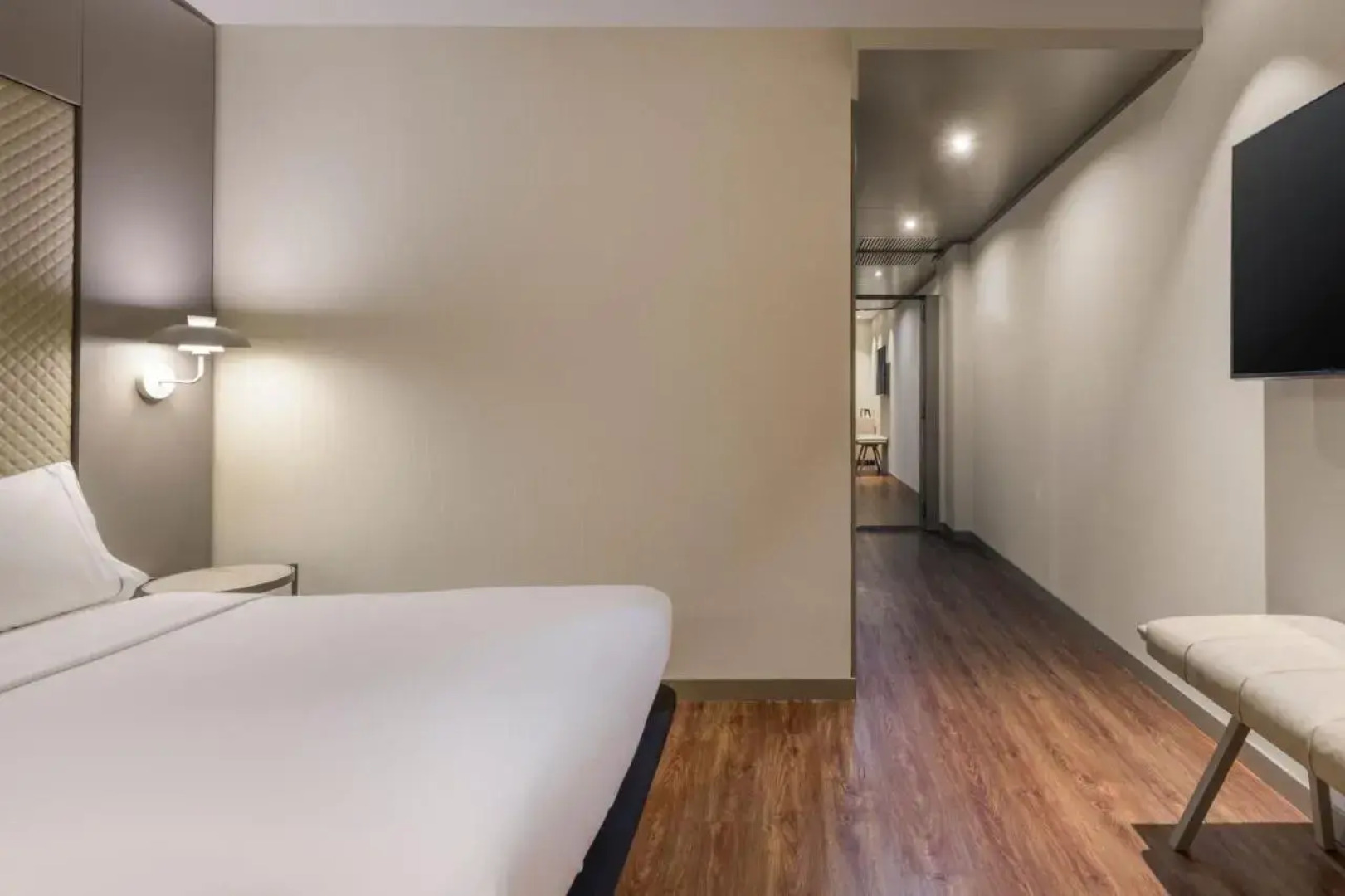 Отель AC Som by Marriott