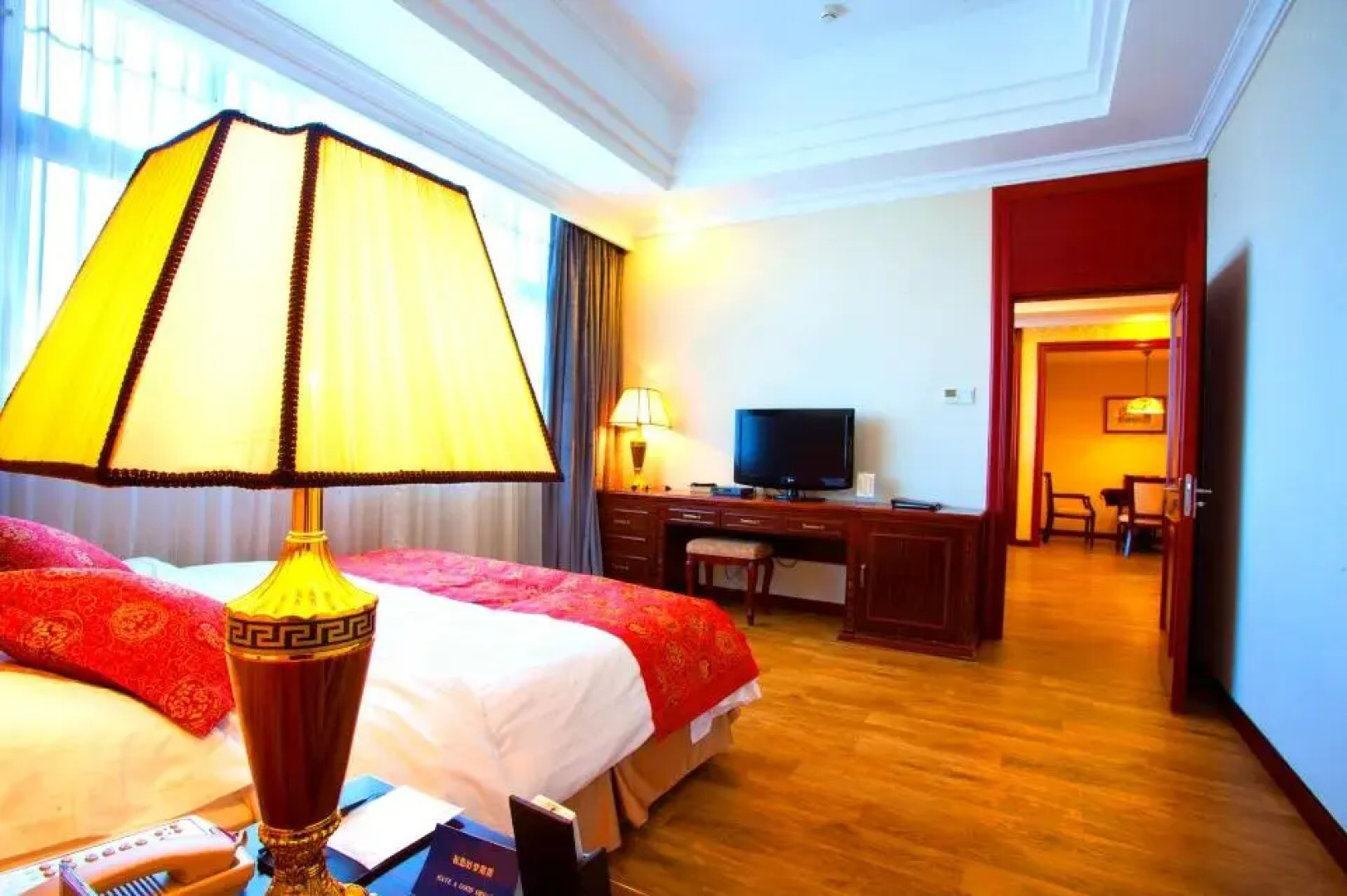 Hot Spring Leisure City International Hotel