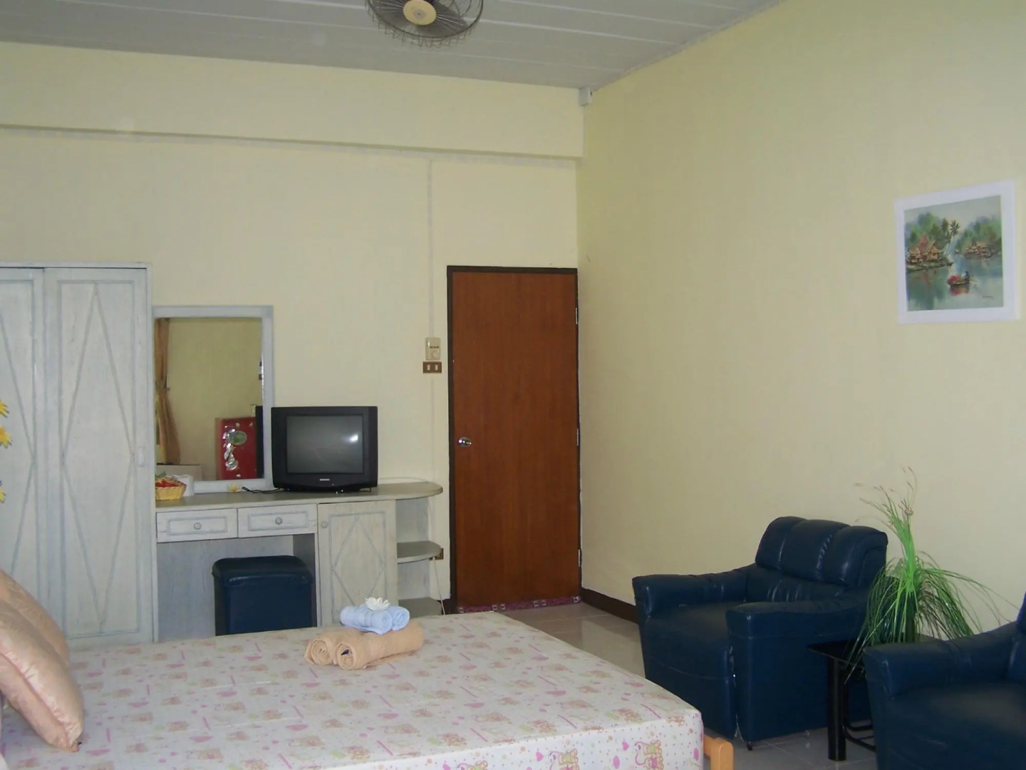 Baan Khun Ning Sichang