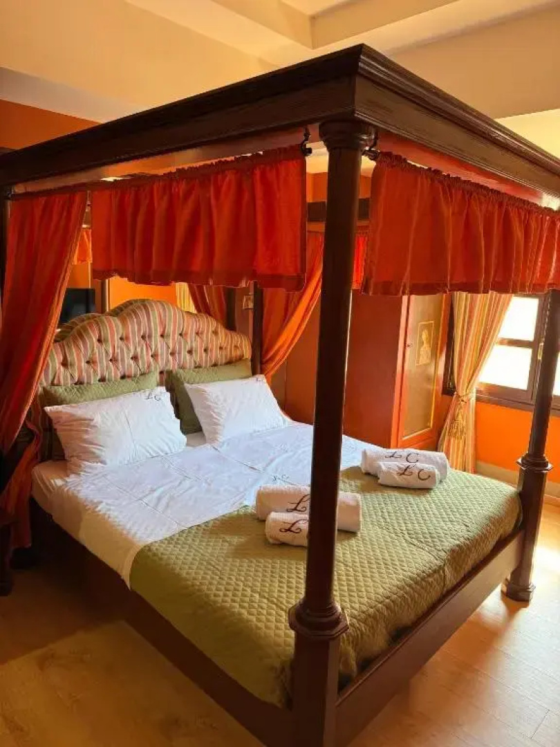 Great Greece Le Convivial Suites
