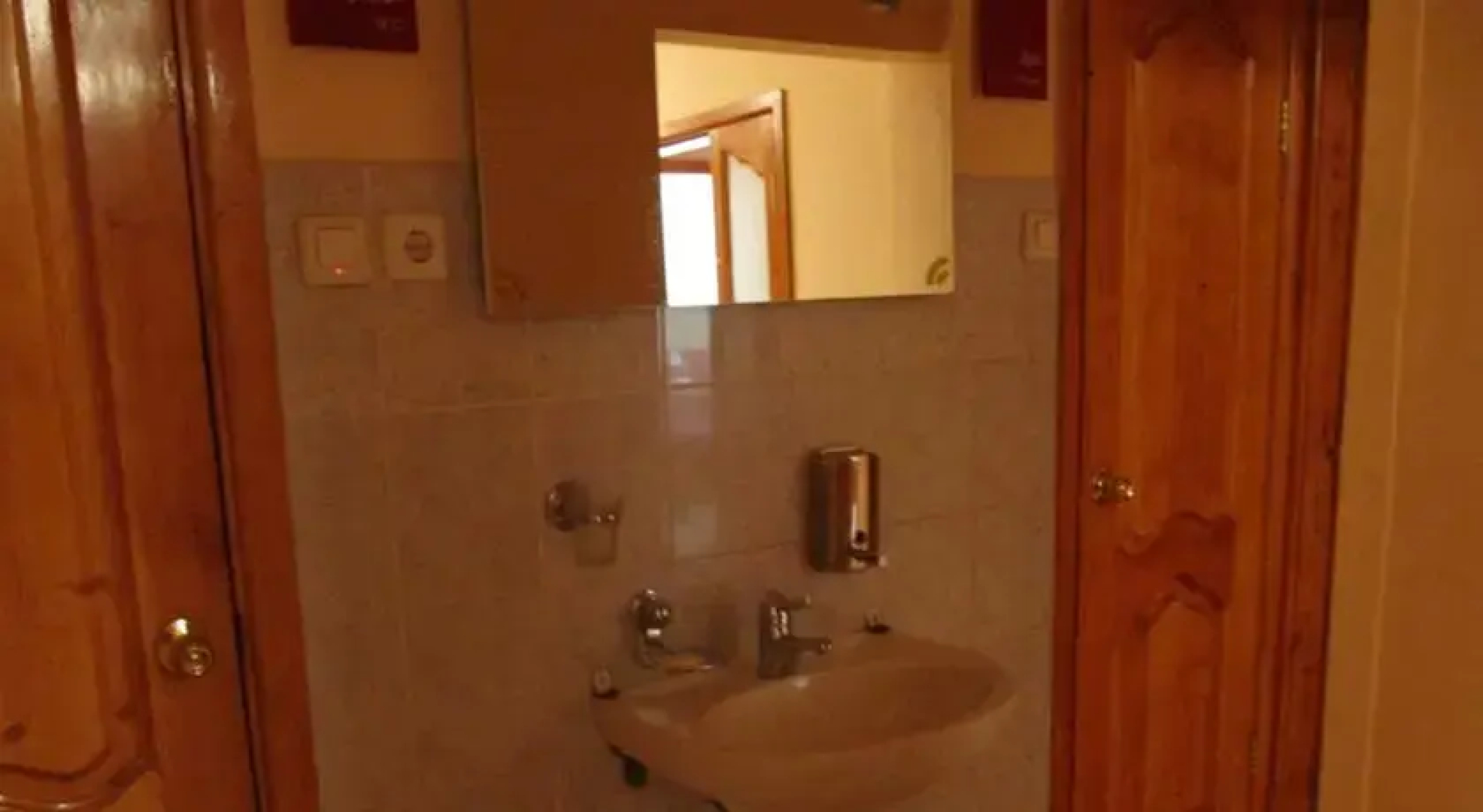 Sakura Hotel