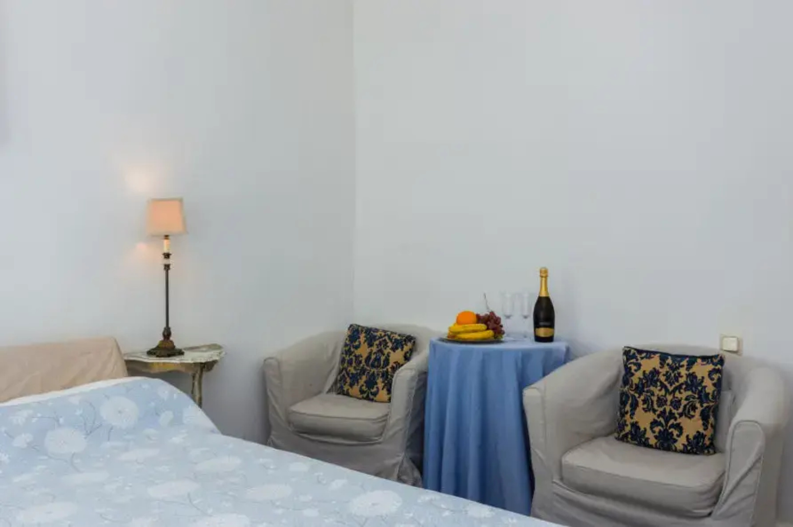 Leto Apartments