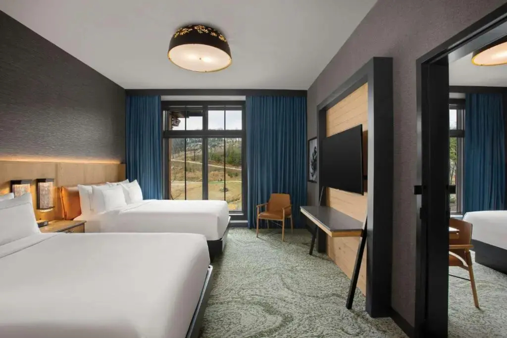Cloudland At McLemore Resort Lookout Mountain, Curio by Hilton