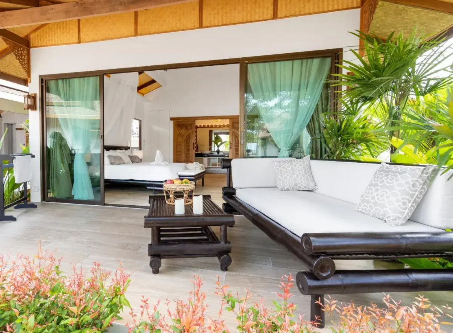 Курортный отель Lanta Palace Beach Resort and Spa