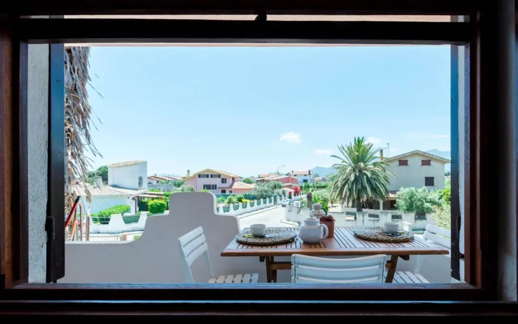 Spazioso Appartamento al Mare con Giardino