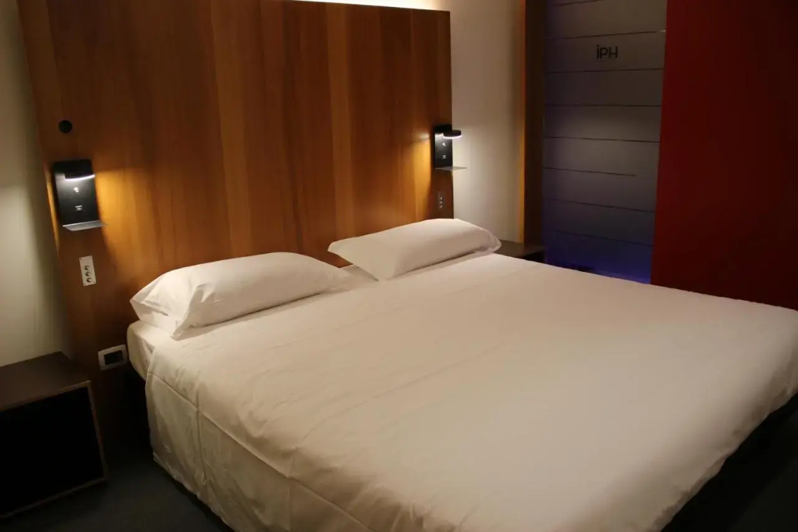 New Ipoint Hotel